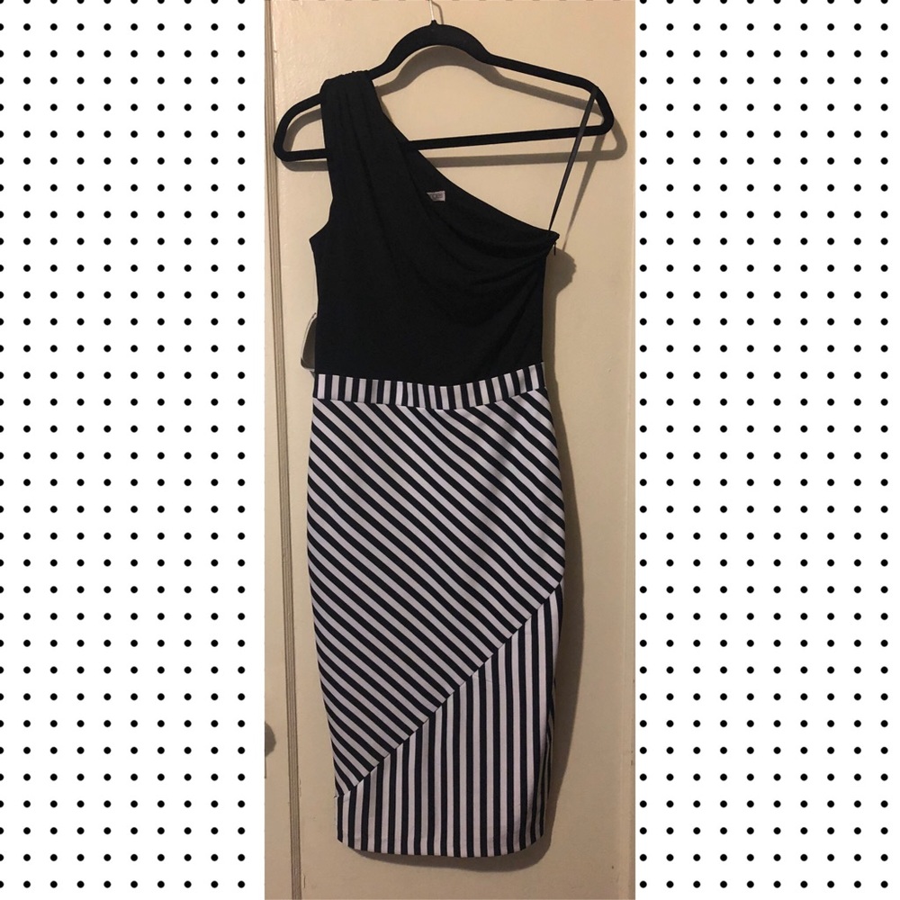 Eva Mendes (NY & Co.) One Shoulder Striped Dress